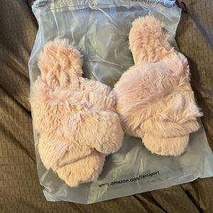 Family port slippers